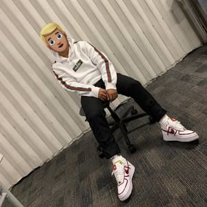 Meet your Posher, Marc allen